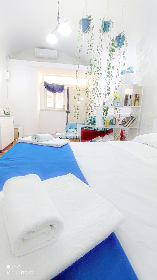 Loft Monteoliveto By Napulitandream * Naples